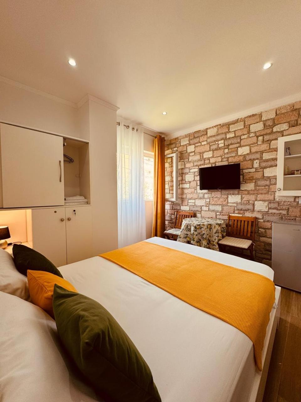 Orfeu Apartments 사밀 외부 사진