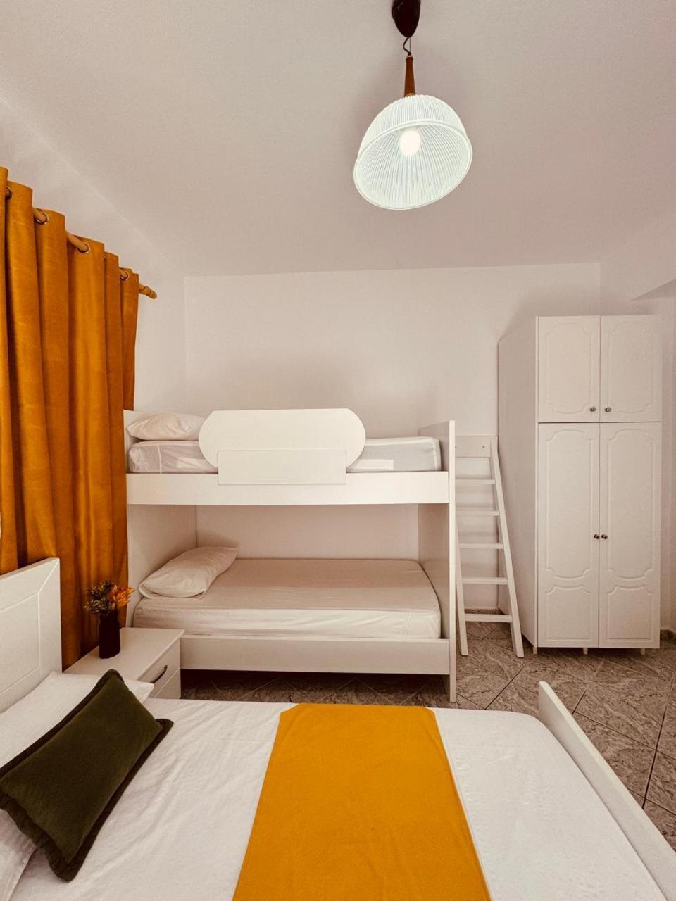 Orfeu Apartments 사밀 외부 사진
